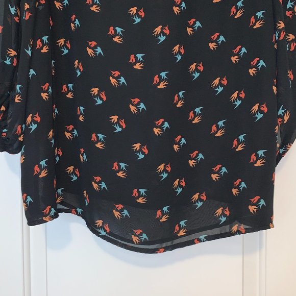 Gently Worn a.n.a Scooped Neck Semi Sheer Dark Blue Bird Print Blouse - Picture 4 of 8